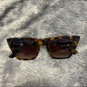 PACSUN CATEYE SUNGLASSES